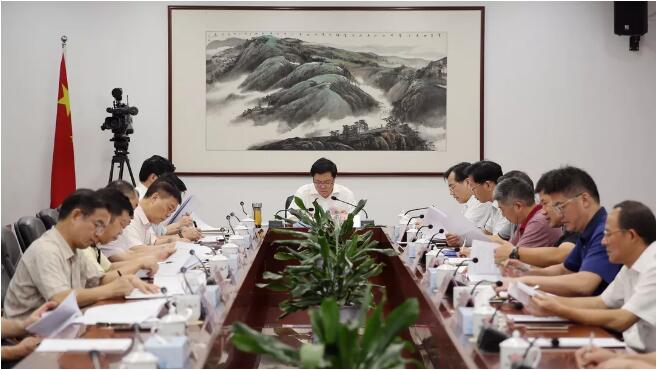 省政府召開(kāi)專(zhuān)題會(huì)議研究中央第八巡視組反饋意見(jiàn)中污染防治問(wèn)題